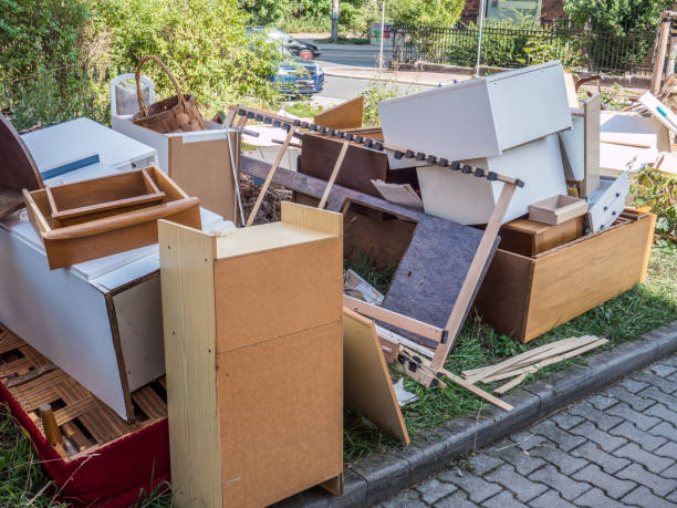 Best Yard Cleanup Services  in Barneveld, WI
